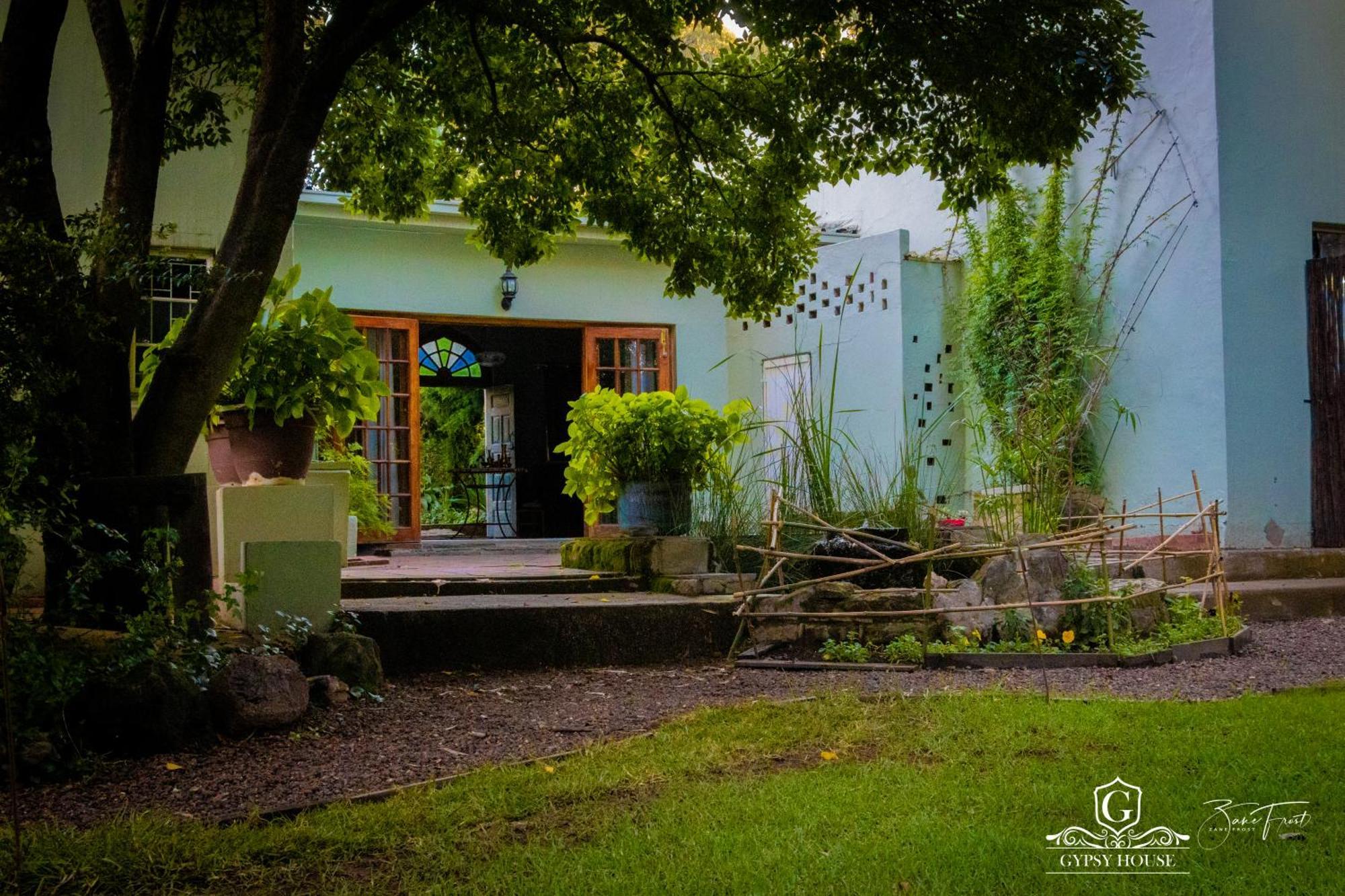 Gypsy Guest House Clarens Exterior photo